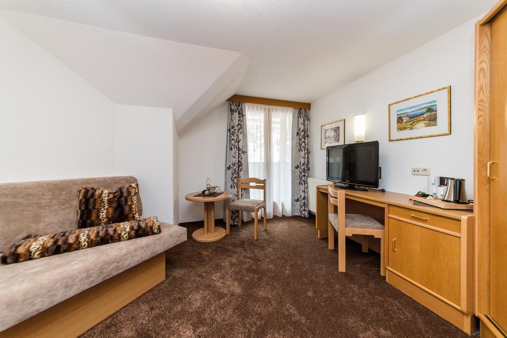 Hotel Idhof Ισγκλ Εξωτερικό φωτογραφία