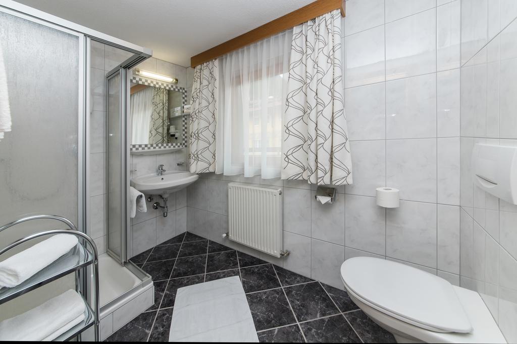 Hotel Idhof Ισγκλ Εξωτερικό φωτογραφία