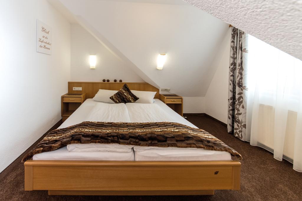 Hotel Idhof Ισγκλ Εξωτερικό φωτογραφία