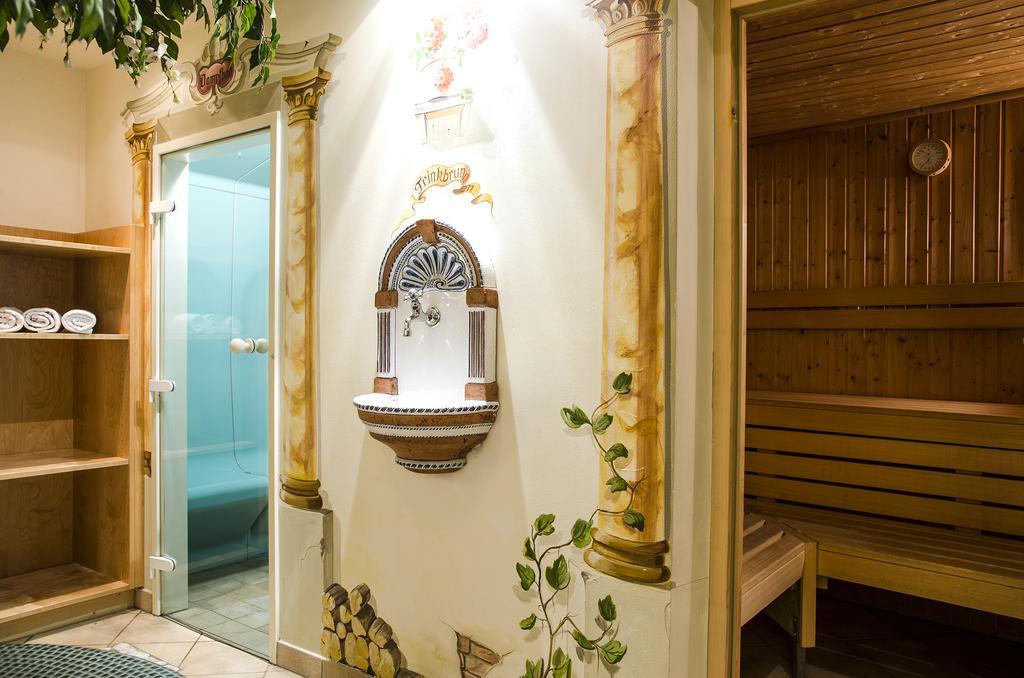 Hotel Idhof Ισγκλ Εξωτερικό φωτογραφία
